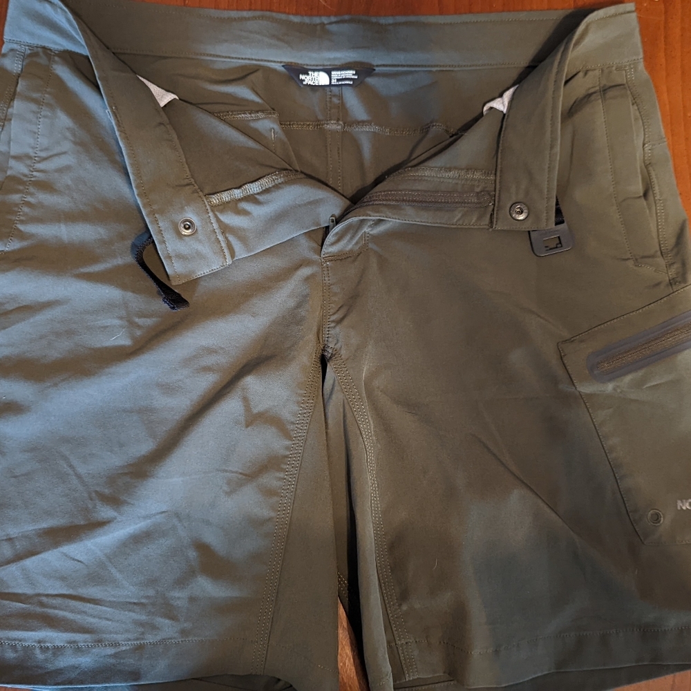 North Face Men's Hiking Shorts 34